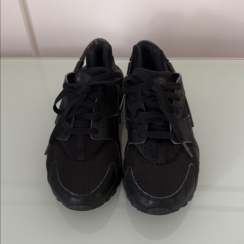 Nike Air Huarache Black Sneakers